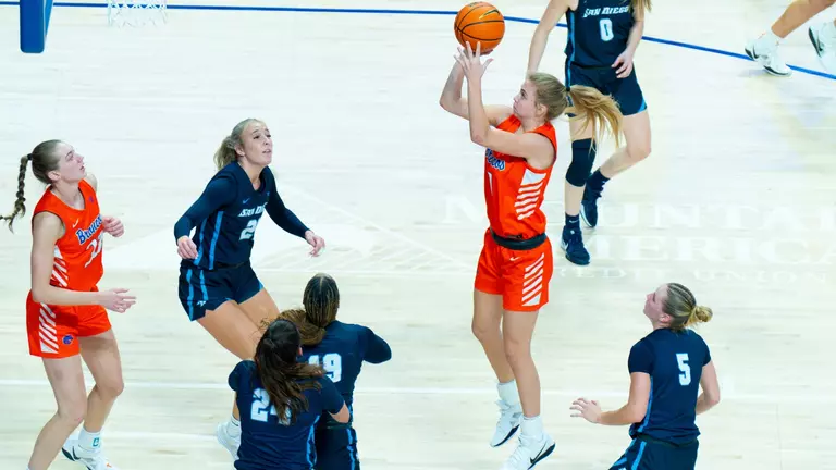 Thompson Named MW All-Conference