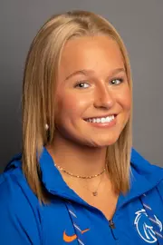 Julia Kryzwanski 2026 headshot