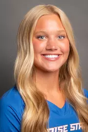 Lilli Etter's 2025 portrait.