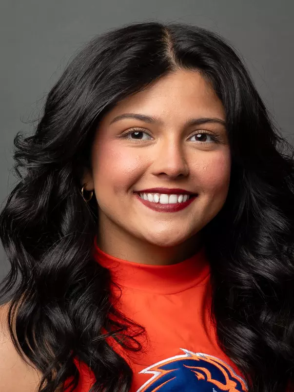 Kloe Almanza's 2025-26 Spirit Squad portrait.
