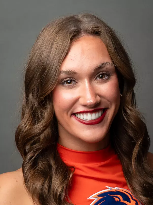 Mallory Gieger's 2025-26 Spirit Squad portrait.