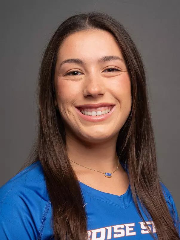 Bella McGirr's 2025 portrait wearing blue jersey.