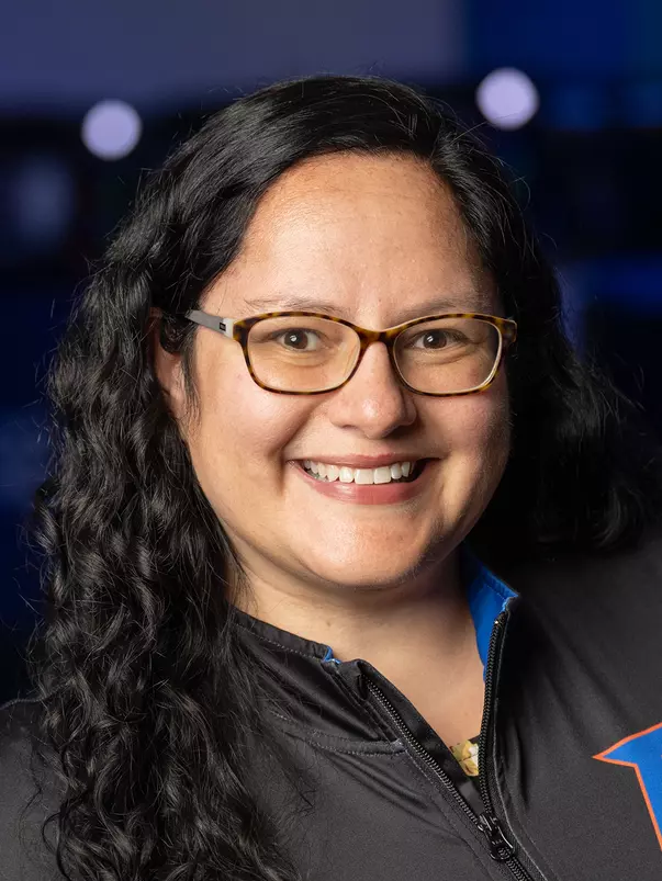 Veronica Roper's 2024-25 portrait.