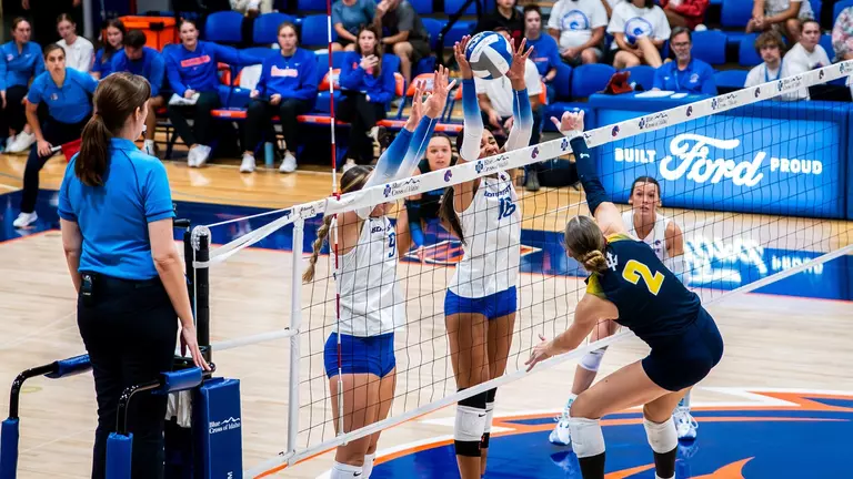 Broncos Host Fresno State Then Travel to Utah State