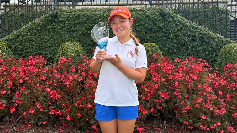 Chung Sets Program Record, Wins Individual Title at Golfweek Fall Challenge