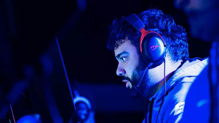 Hall, Bronocs find success at Hawaii Esports Invitational