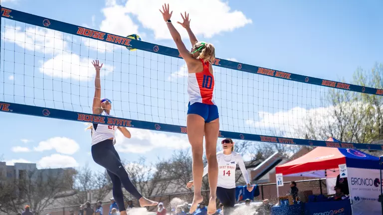 Boise State Ranked in Latest AVCA Collegiate Beach Poll