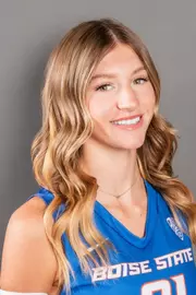 Sadie Snyder Headshot 2026