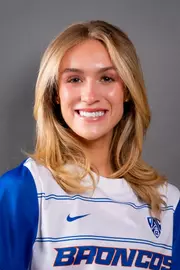 Francesca McGuire headshot