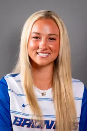 Siena Zunino headshot