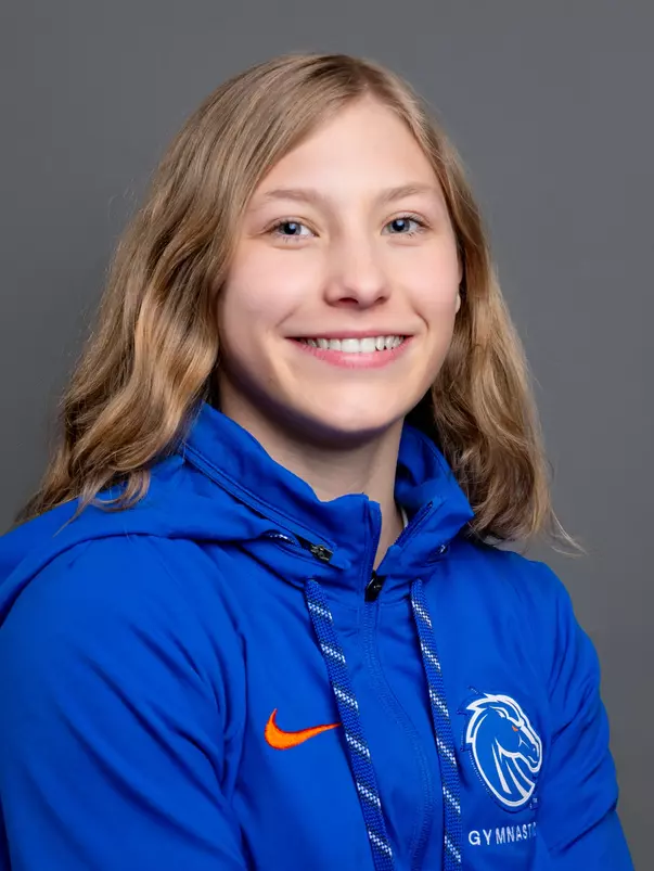 Kira Keller 2027 headshot