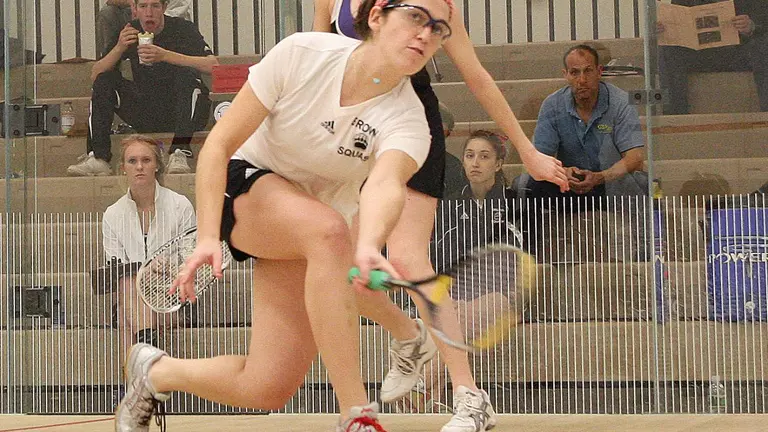 Bears Dominate Amherst, Earns First Win, 9-0