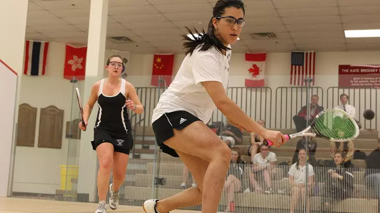 10th-Ranked Bears Beat #12 Mt. Holyoke, Fall To #9 Dartmouth