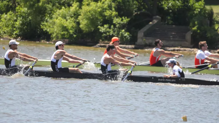 No. 7 Brown Men's Crew Topped in West Coast Show Down at No. 2 Washington