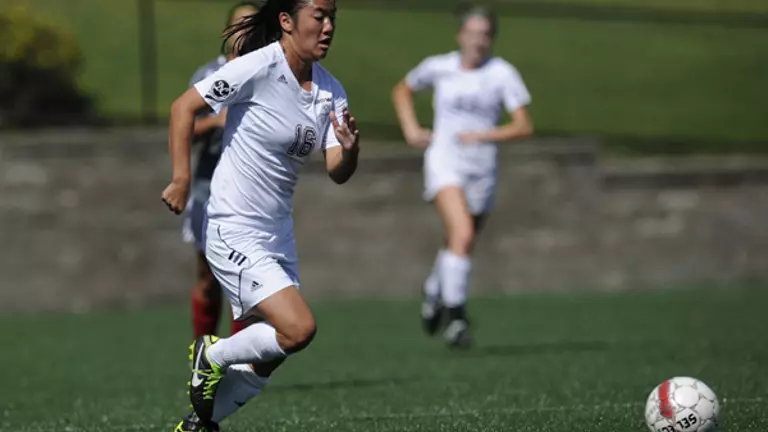 Women's Soccer Battles Yale in a Home-and-Home Set on Friday and Sunday