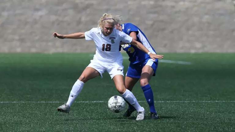 Women's Soccer Stymied by Penn, 2-0