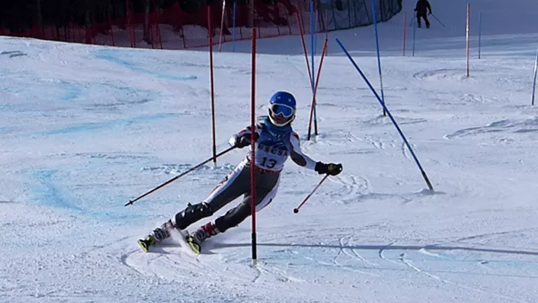 Engelhardt Paces Skiing to ECSC Regional Title