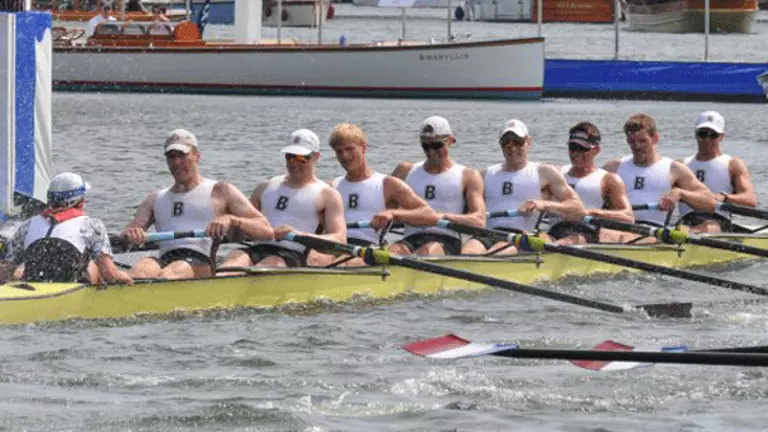 Men's Crew Advances to Semifinals at Henley Royal Regatta