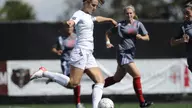 Late Goal Lifts Women's Soccer Over St. John's, 2-1