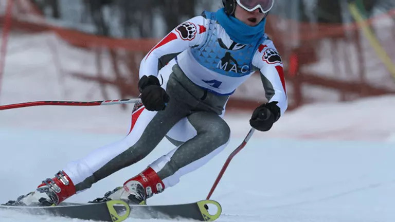 Skiing Captures Fourth Straight MacConnell Division Title, Extends Winning Streak to 40