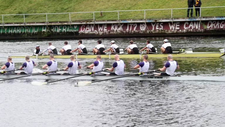Men's Crew Edged at Defending National Champion Washington