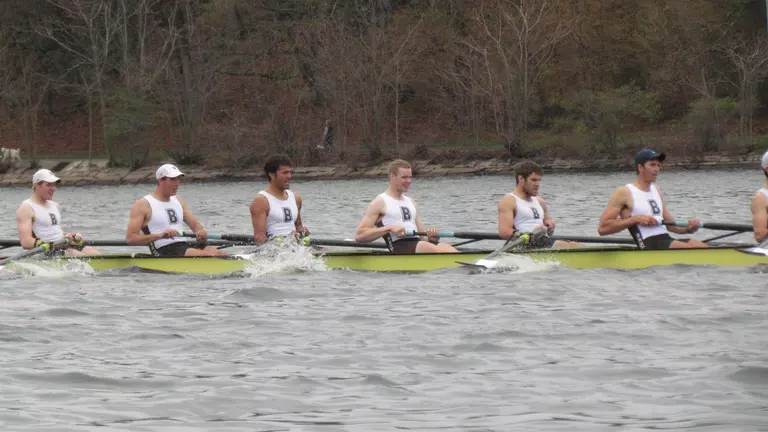 Men's Crew Sweeps Past Dartmouth to Retain Atalanta Cup