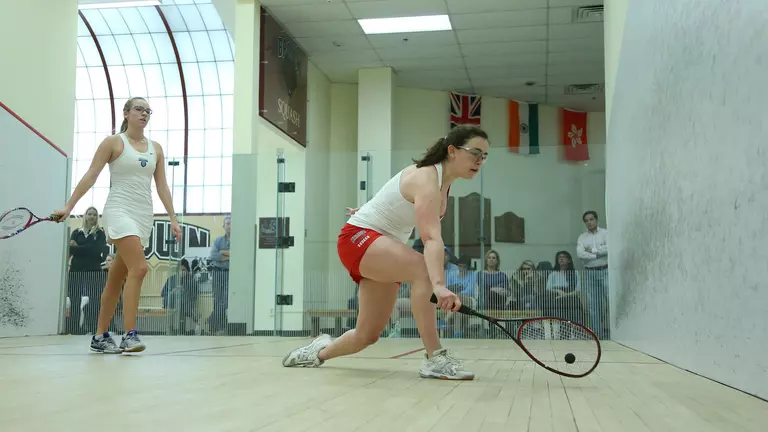 Women's Squash Posts 7-2 Win Over Amherst