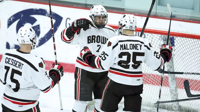 Jallen’s Hat Trick Sends Men’s Hockey Past Yale, 5-1