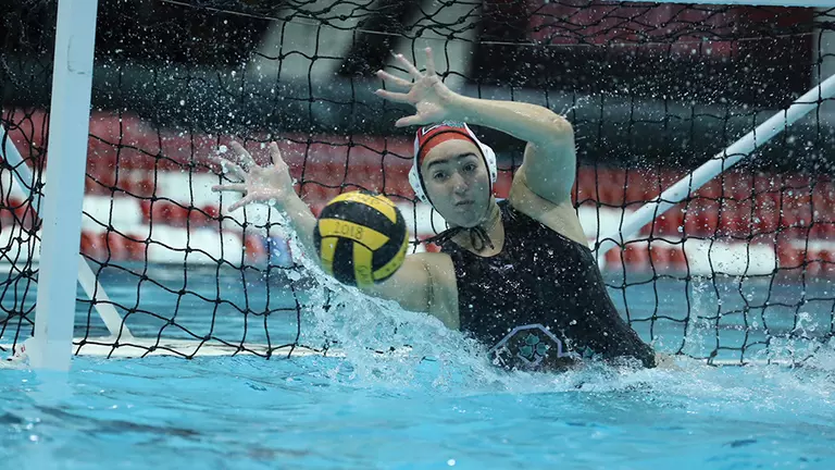 Women's Water Polo Beats Toronto, Siena, Falls to No. 18 San Jose State