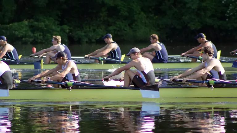 Men's Crew Sends Varsity to National Championship Grand Final