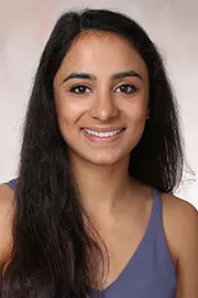 mehta_nina_1819_053_web.jpg