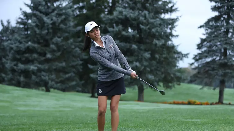 Women’s Golf Wraps Up Fall Season With 2nd Place Finish at Sacred Heart Fall Classic