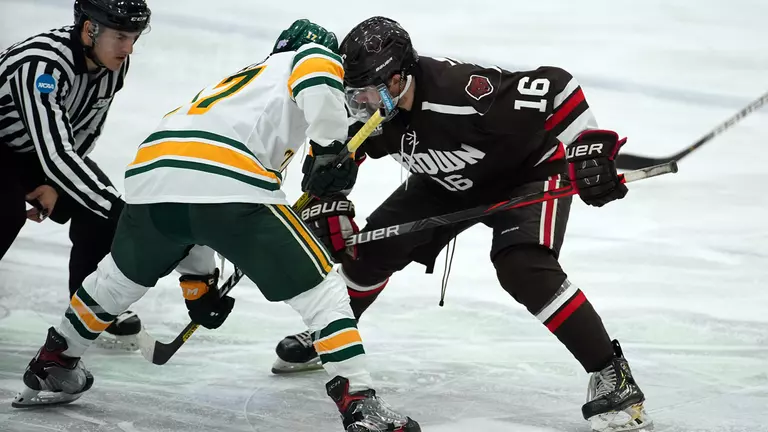 Burston Scores, Men’s Hockey Falls at No. 6 Clarkson, 4-1