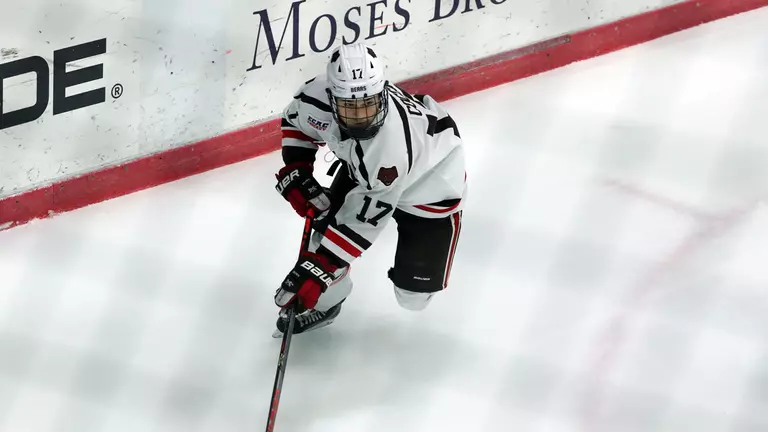 Four-Goal Third Sends Brown Men’s Hockey Past Princeton, 4-3