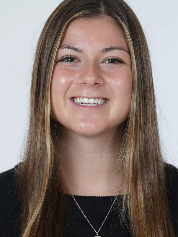 Maya Mangiafico_headshot