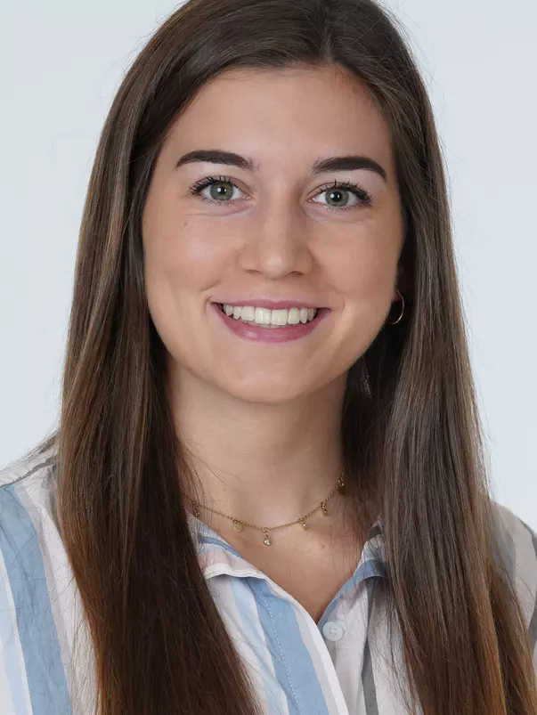 Megan Forrest_headshot