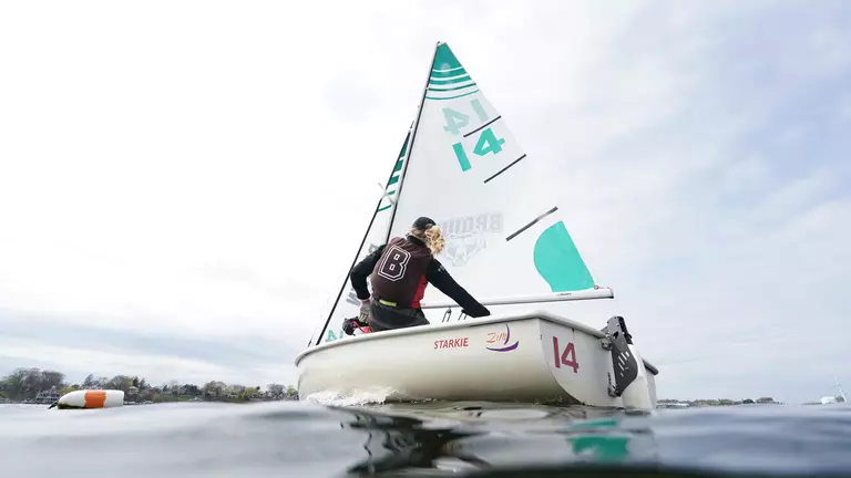 Women's sailing takes fourth at Team Race National Championship