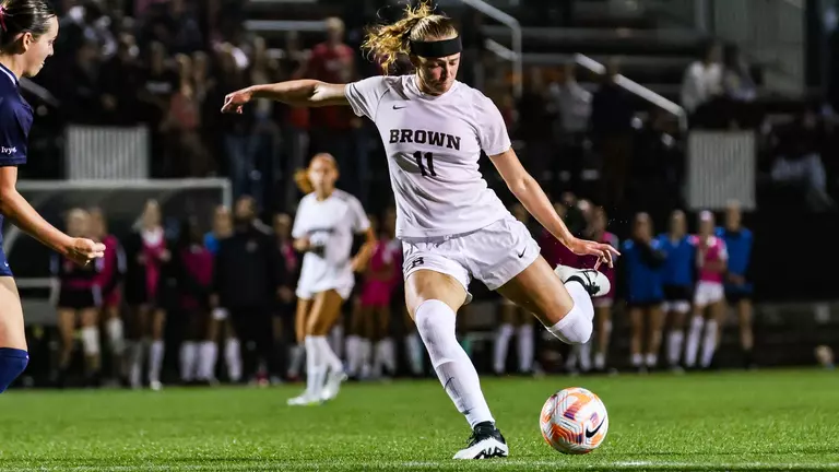 Goals by Seelenfreund, Raphino Lift Women's Soccer to Victory Over Penn