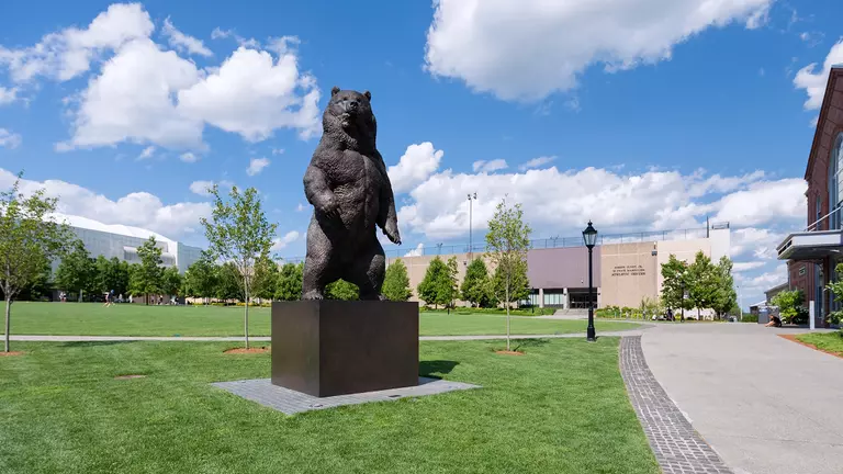 Brown to Elevate Golf and Squash Teams to Varsity Status in 2026