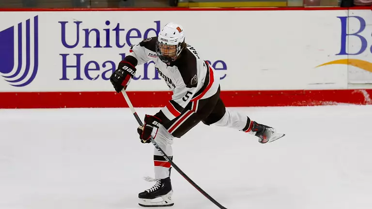 Men's Hockey Hits the Road to Face #10 Quinnipiac, Princeton