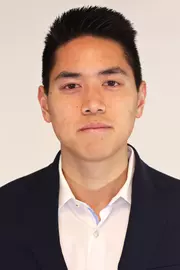 Roger_Chou_Headshot_23