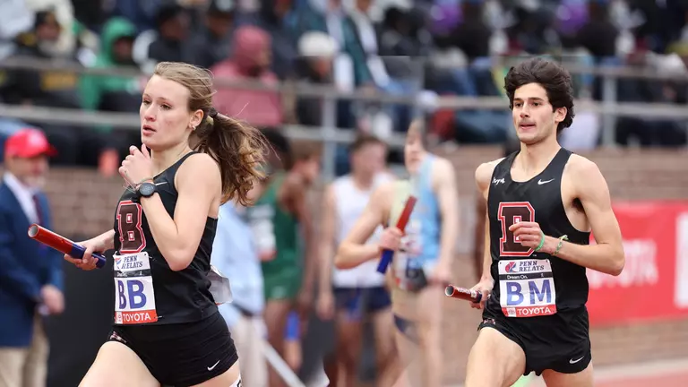 Brown’s 4x800 Relay Teams Shine at Penn Relays