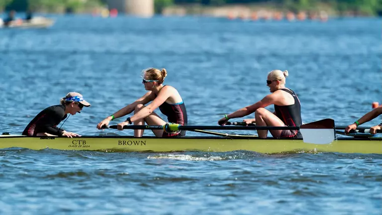 Men's and Women's Crew Set to Race at 2024 Head of the Charles