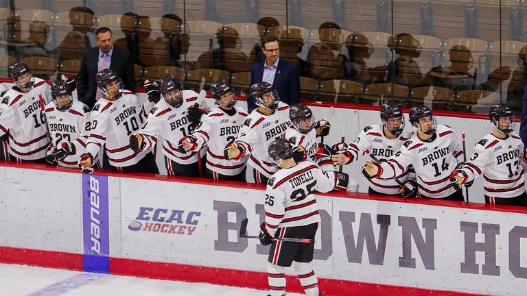 Men's Hockey Beats Czech Republic Selects in Exhibition