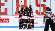 Women's Hockey Starts Season with 2-1 Win at No. 13 Boston University
