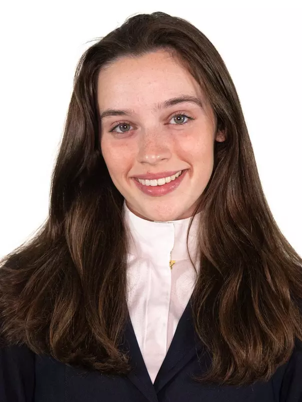 Isabella Cope Headshot