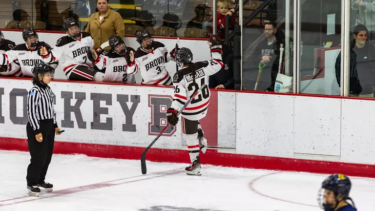 Women's Hockey Downs #7 Quinnipiac for ECAC Win