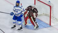 Men's Hockey Falls in Season-Opener at Air Force