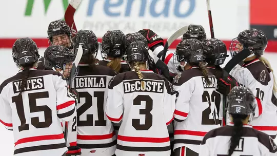 Women's Hockey Huddle