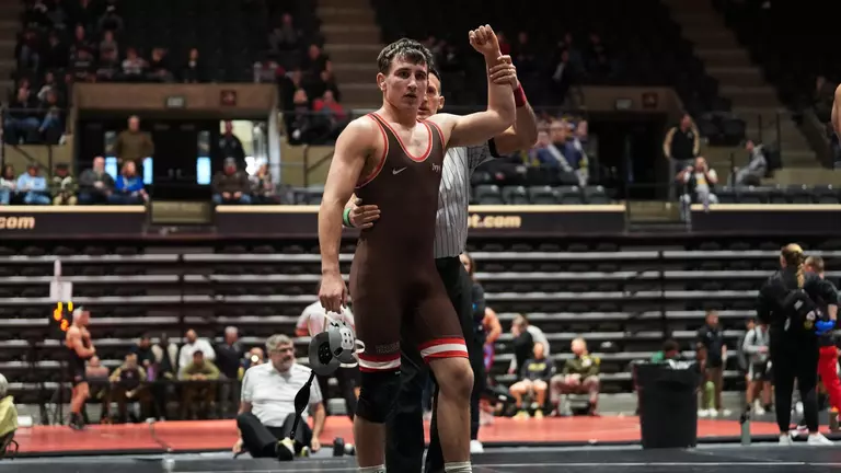 Wrestling Wins Four Weight Classes at Army Black Knight Invitational